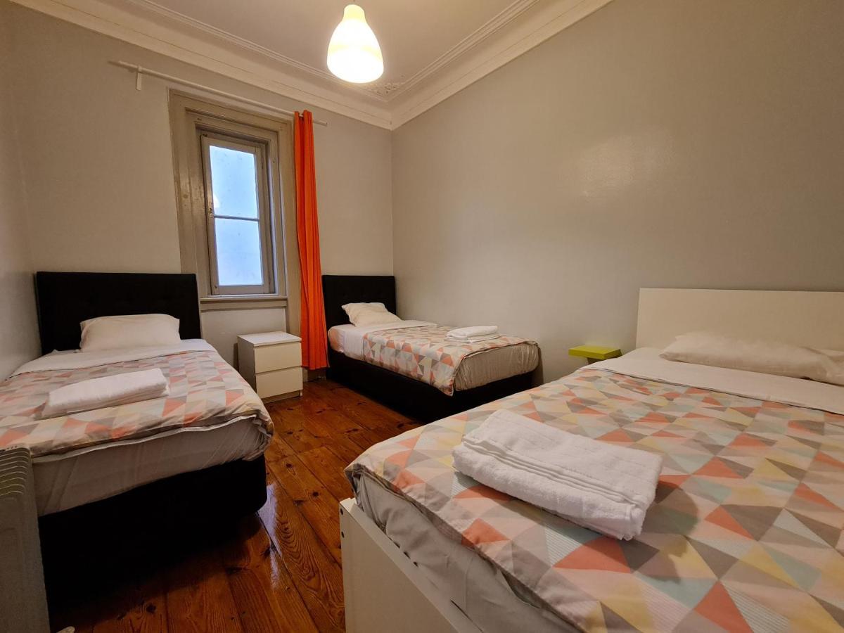 Single Bed Mixed Dormitory Room,1066704232:JPEG