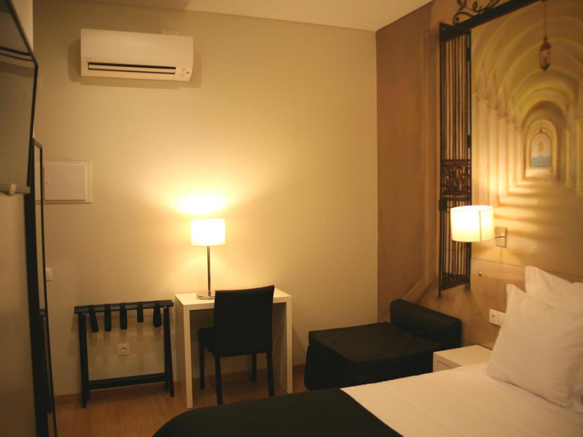 Triple Room,1215871243:JPEG