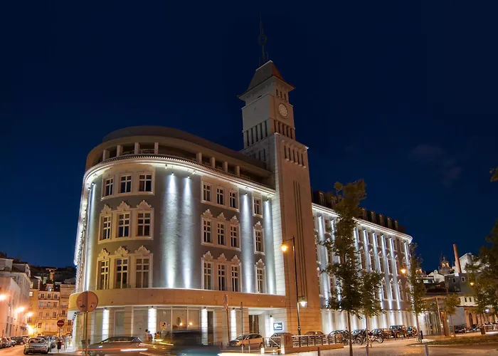 Lisbon Five Stars s 8 Building